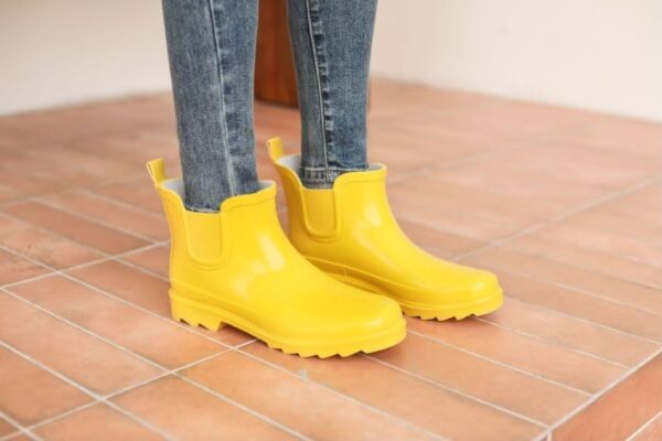 Women's Rubber Rain Boots Waterproof And Anti-slipping Rainboots For Women Comfortable Insoles Stylish Light Ankle Rain Shoes - Image 7